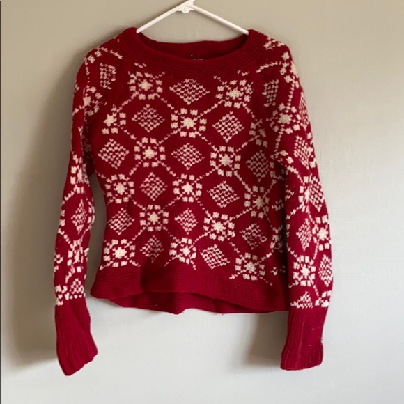 American Eagle - thick winter sweater - Picture 1 of 3